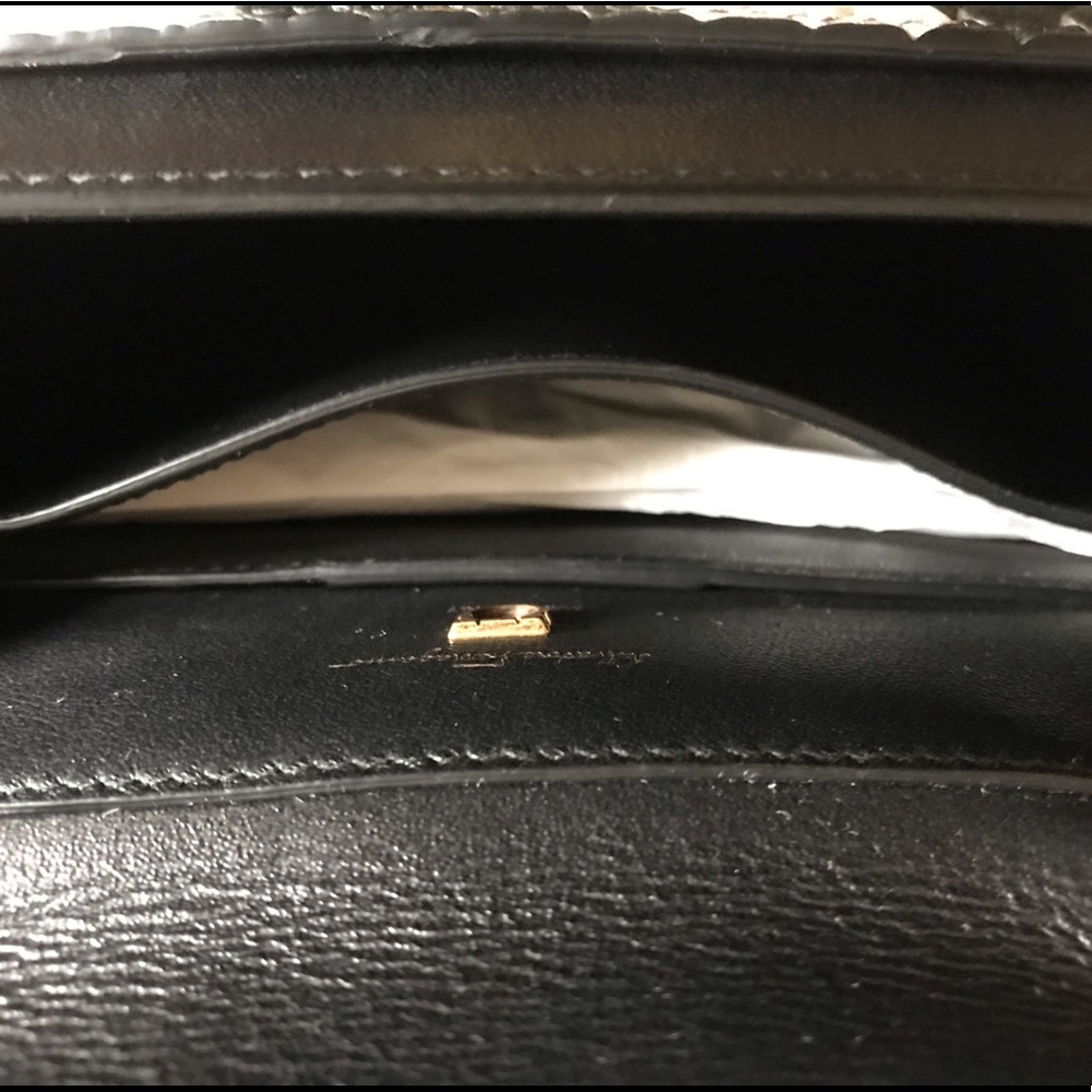 Salvatore Ferragamo Trifolio TH Top Hand… - Picture 9 of 15